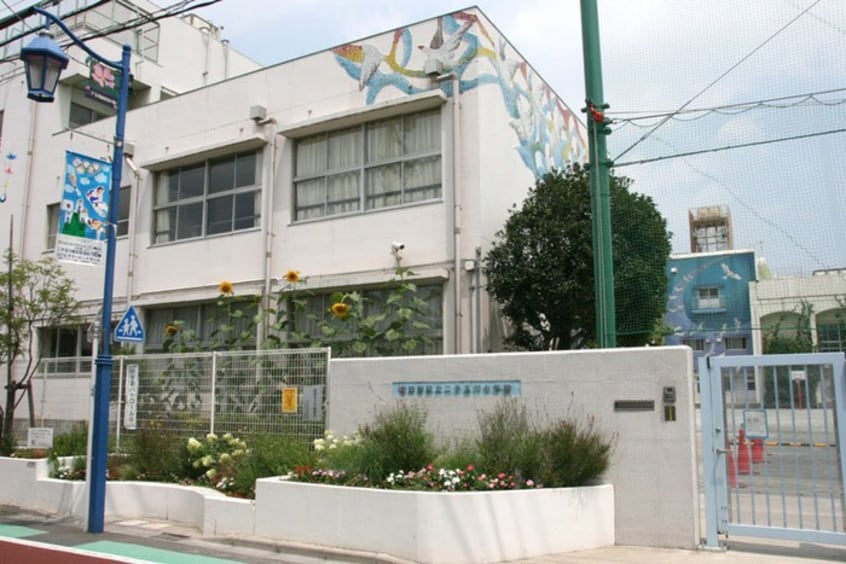 二子玉川小学校(小学校)まで290m 藤和二子玉川園コープ（305）