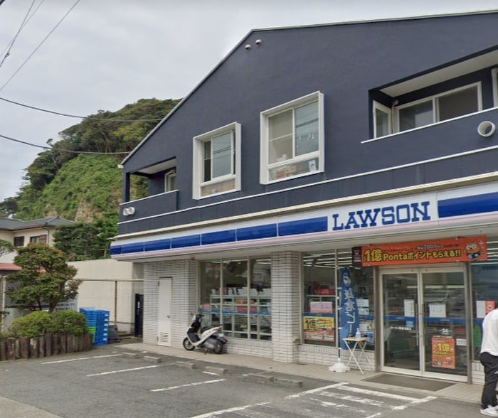ローソン鎌倉名越店(コンビニ)まで300m ＩＯＭＡＣＨＩ　ＦＬＡＴ