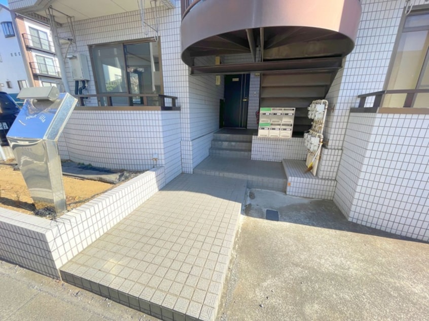 エントランス部分 ア―バンヒルズ東川口