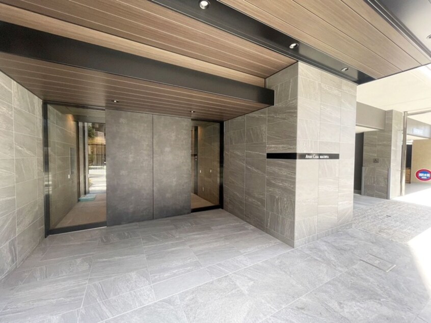 エントランス部分 アヴァンカーサ町屋