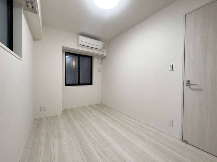 居室 アヴァンカーサ町屋