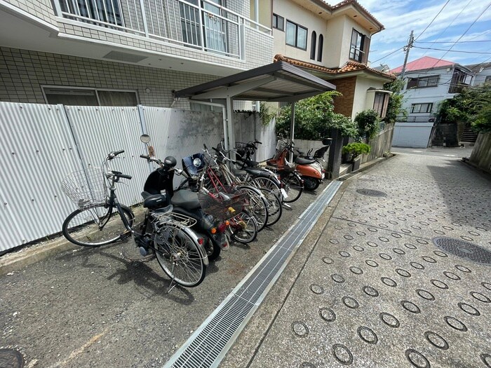 駐輪場 クリオ上大岡伍番館