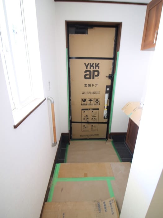 玄関 川口市芝下1丁目貸家　A号棟