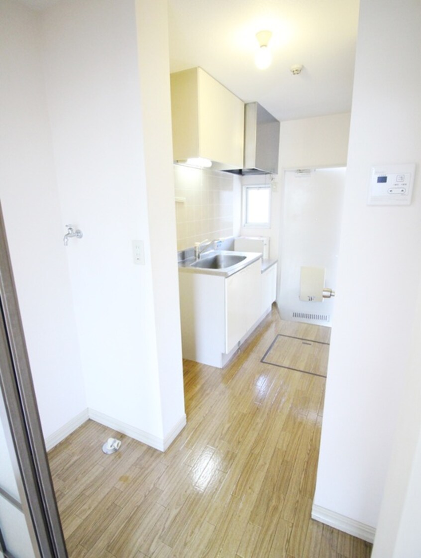 洗濯機置場 ＷＩＮ小谷田２