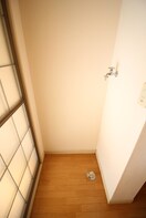 洗濯機置場 ＷＩＮ小谷田２