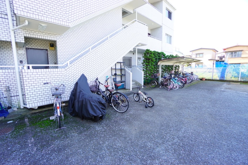 駐輪場 サンシェリー