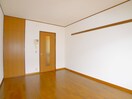 居室 御塚山ハイツＢ棟