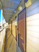 エントランス部分 御塚山ハイツＢ棟