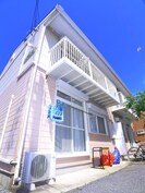 レッス谷津の外観