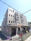 ロイヤルプラザの外観