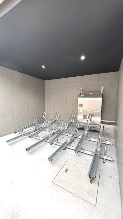 駐輪場 SHOKEN Residence西川口