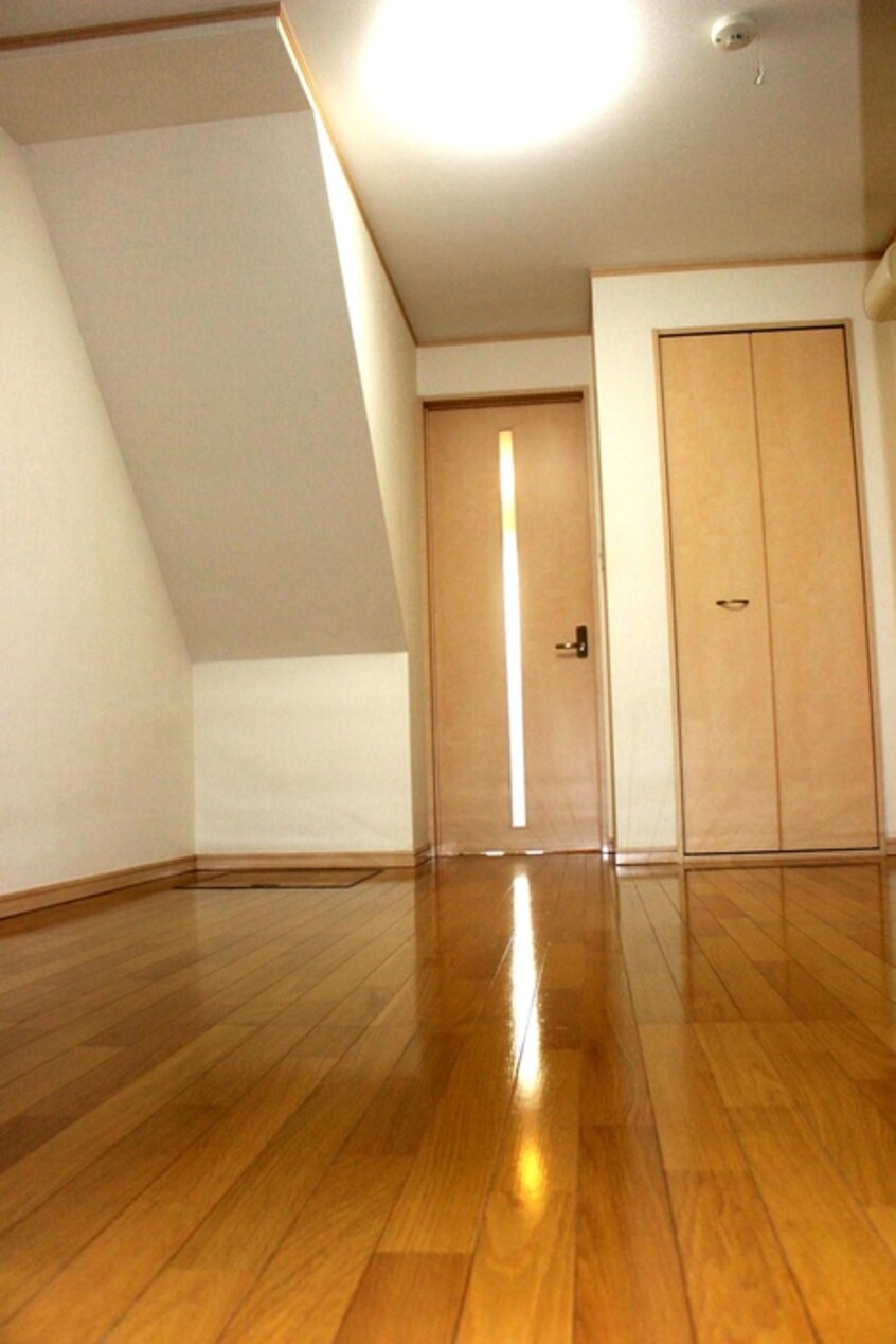 内観写真 Maisonette　ki-ki