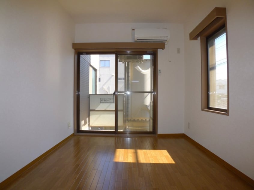 室内からの展望 オネスティ大久保参番館