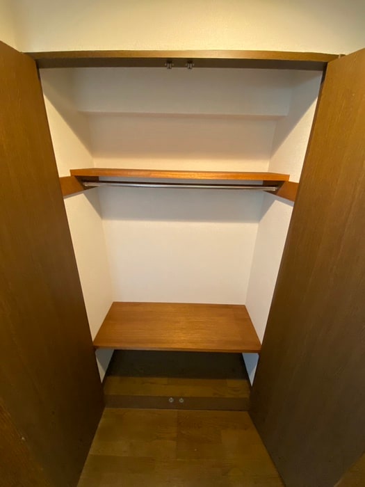 収納 ジュネスさかえ