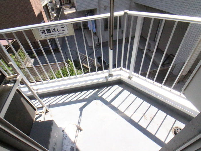 ベランダ・バルコニー カ－サ・プリマベラ