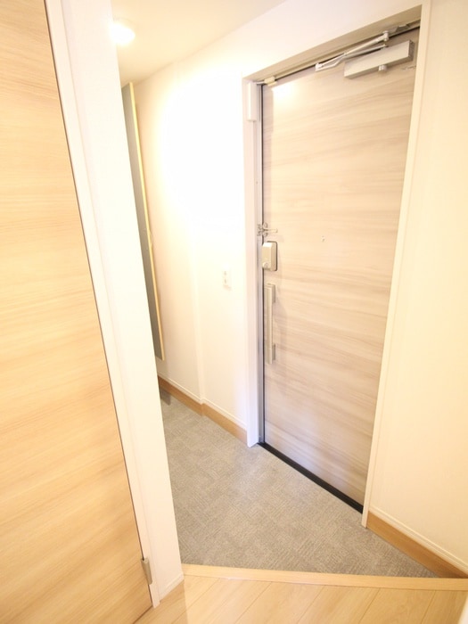 玄関 リュミエール ミナミ