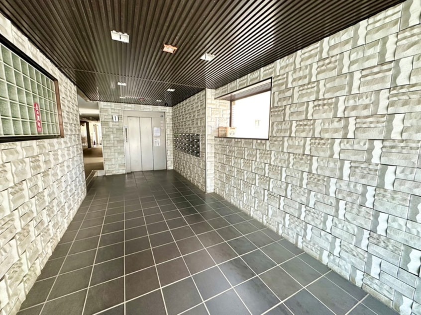 エントランス部分 ベルジュールオーシャン