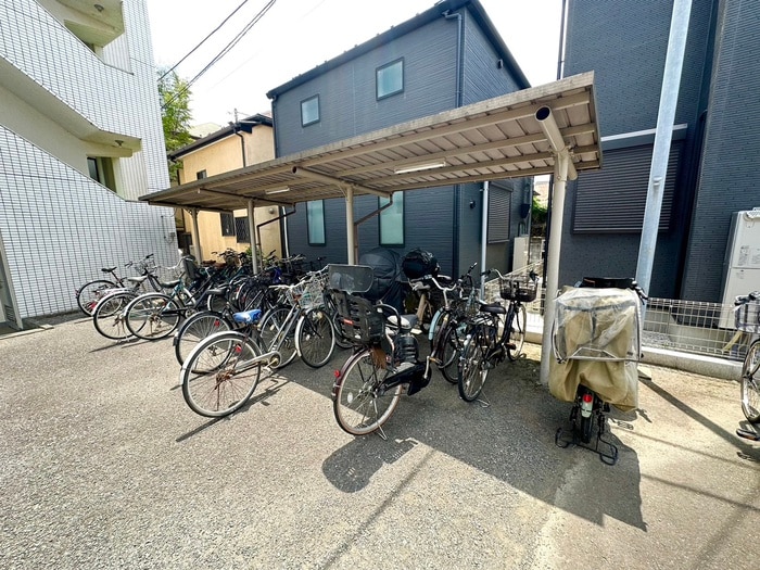 駐輪場 ベルジュールオーシャン