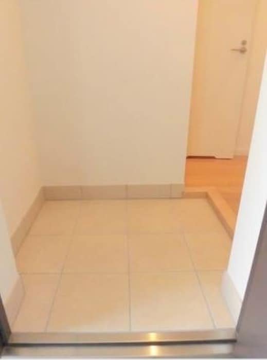 玄関 ハラスパジオ下北沢