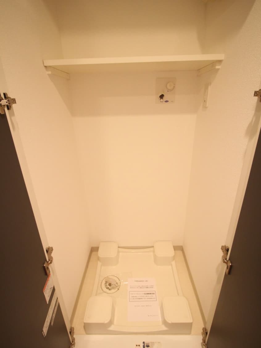洗濯機置場 ハラスパジオ下北沢