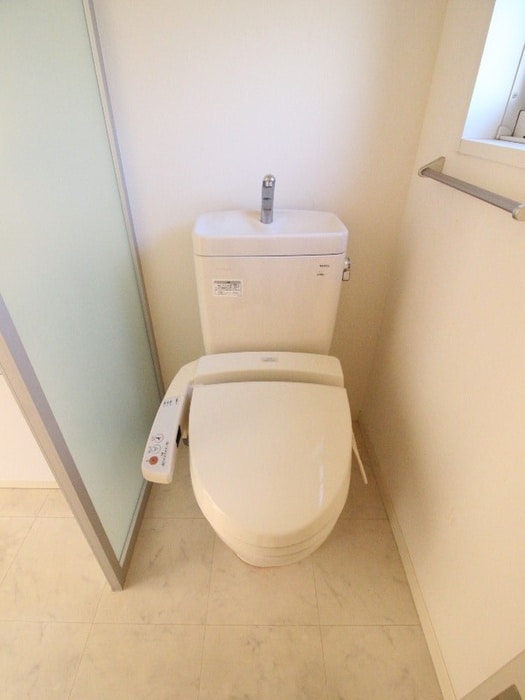 トイレ ルミエールB棟