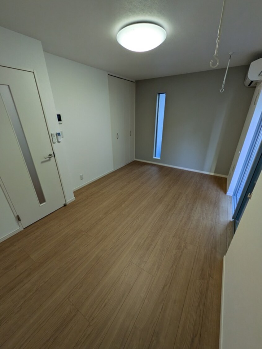 居室 レザン東大成