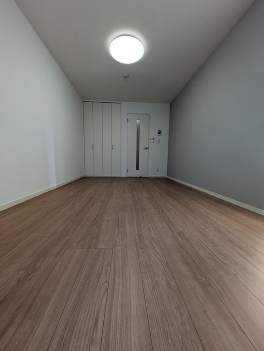 内観写真 レザン東大成