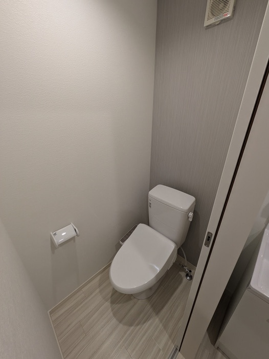 トイレ レザン東大成