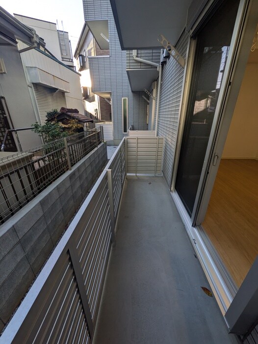 ベランダ・バルコニー レザン東大成