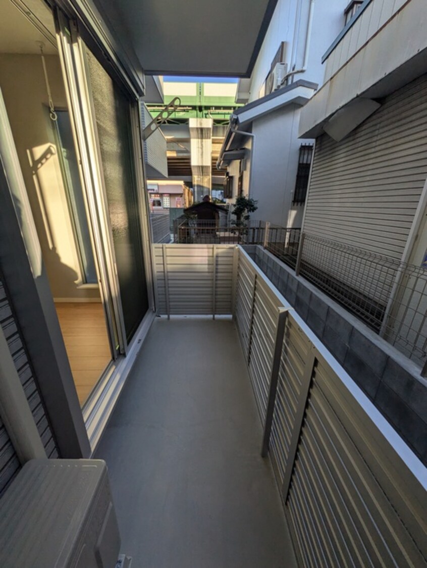 ベランダ・バルコニー レザン東大成