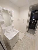 洗濯機置場 レザン東大成