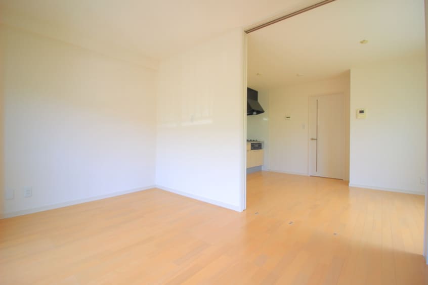 居室 サンコービル