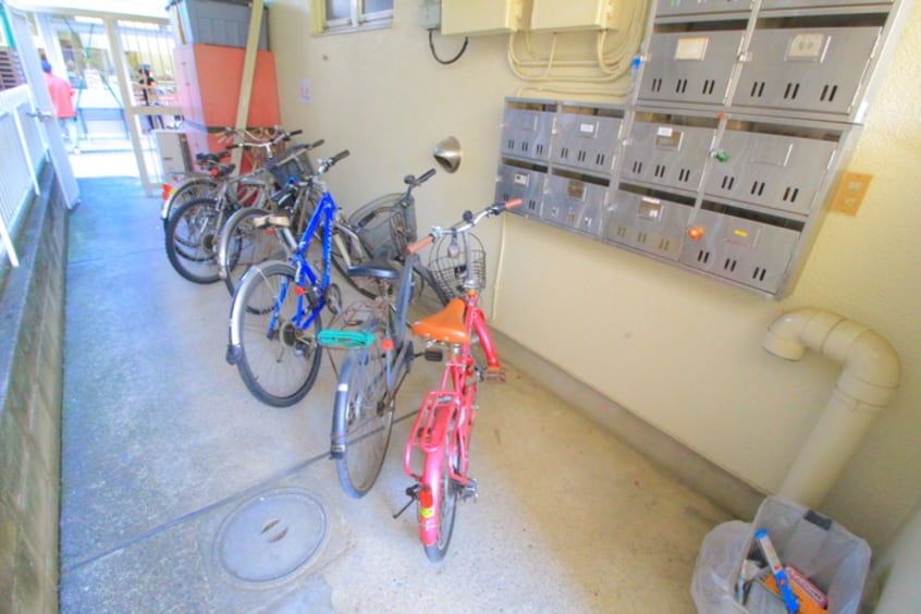 駐輪場 サンコービル