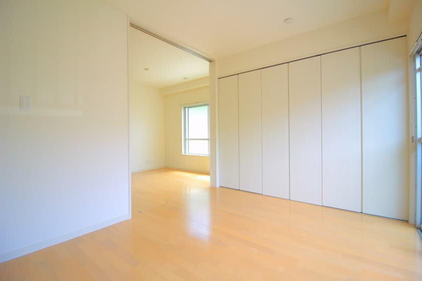 居室 サンコービル