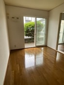 居室 モンシャト－イズミ