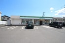 ファミリーマート新屋店(コンビニ)まで350m Y．クルメン