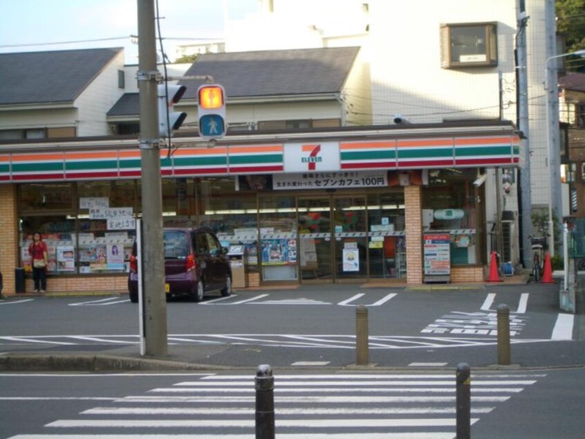 セブンイレブン(コンビニ)まで29m ルミエ－ル藤沢