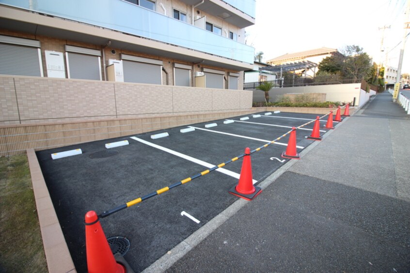 駐車場 フェルーム玉川学園