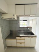 キッチン ステ－ションサイドビル