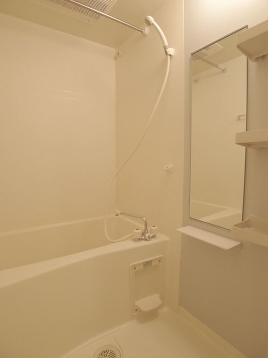 バス／シャワールーム等 グリ－ンコ－ト