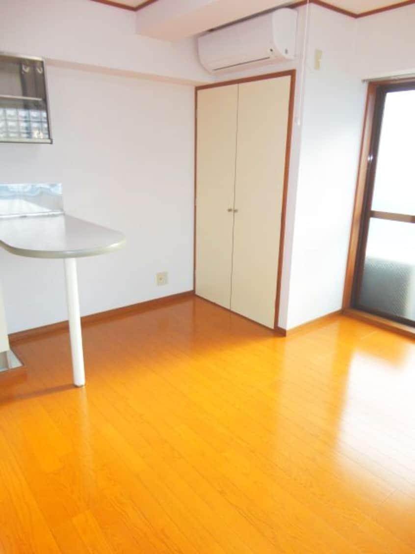 居室 ウイングコ－ト久米川（３０１）