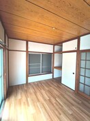 収納 下日出谷貸家２
