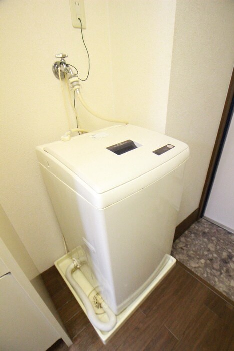 洗濯機置場 タ－トル．ストーン．ビル