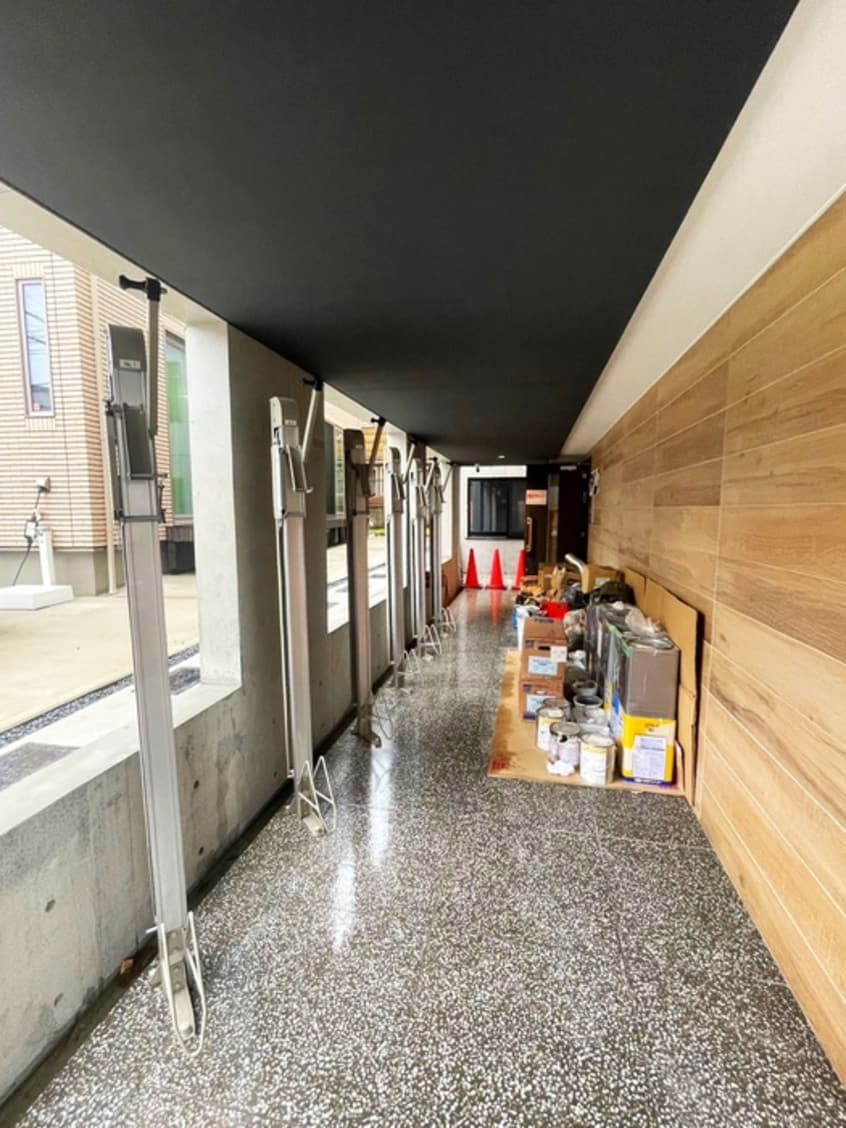 エントランス部分 ﾃﾞｨｽﾃｨｰﾉﾚｼﾞﾃﾞﾝｼｱ荒川