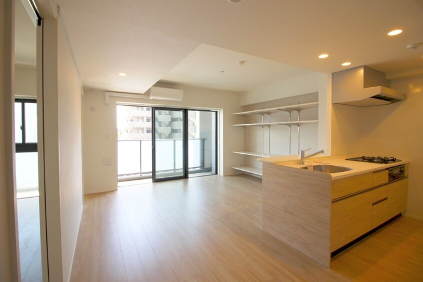 居室 Calm Residence Prologue