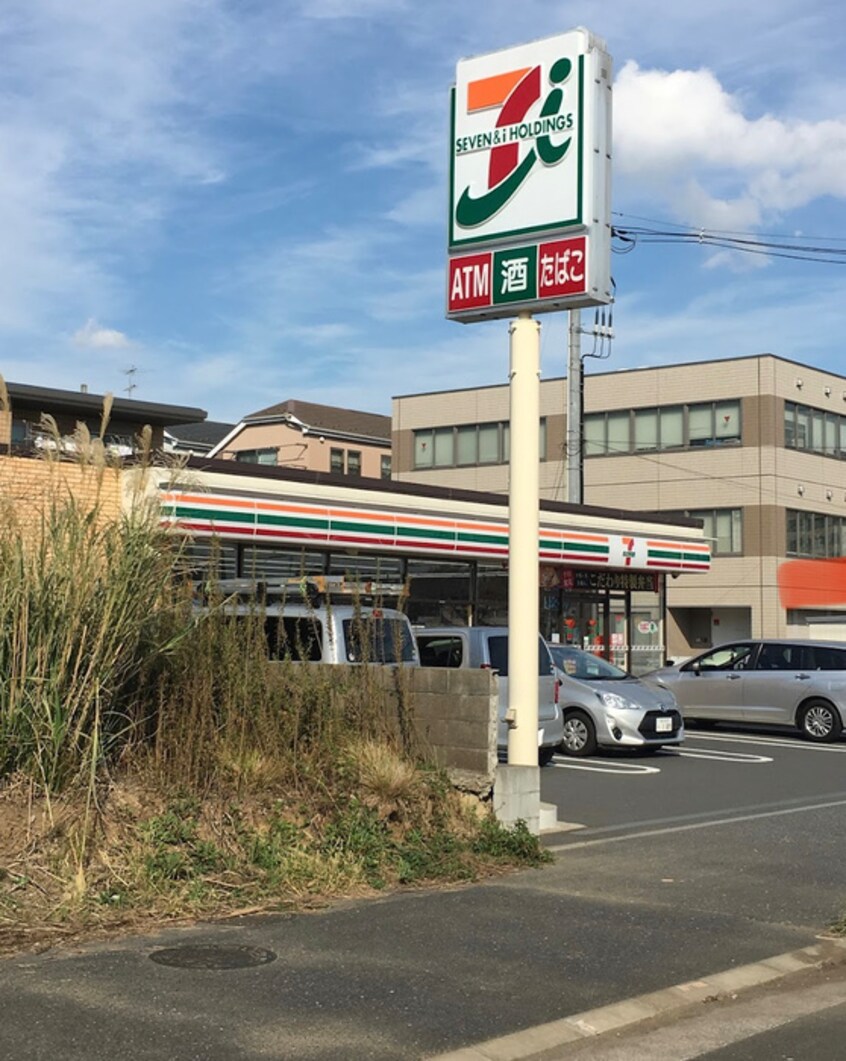 セブンイレブン(コンビニ)まで240m オセアン新沢ビル