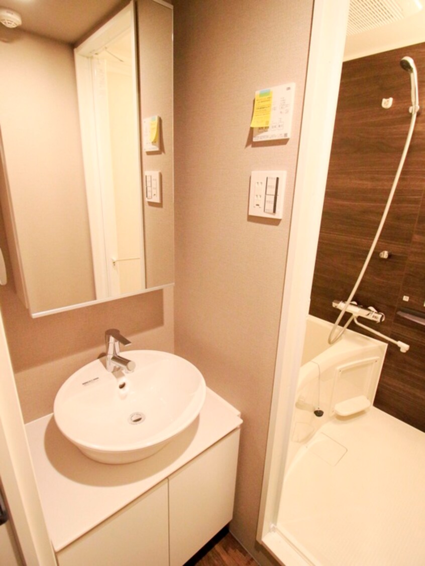 洗面 LEGALAND茗荷谷