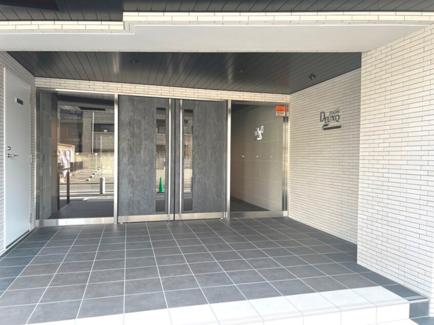 エントランス部分 プレール・ドゥーク西新井Ⅱ