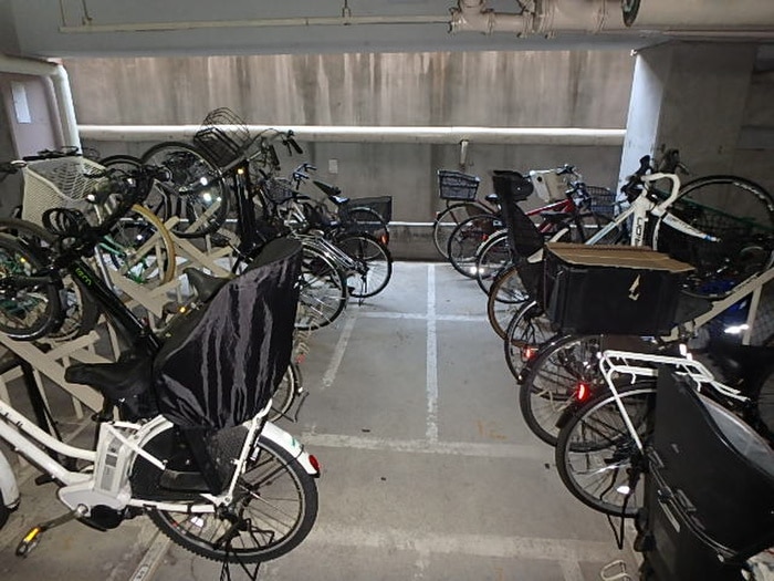 駐輪場 トーア駒込マンション(1104)