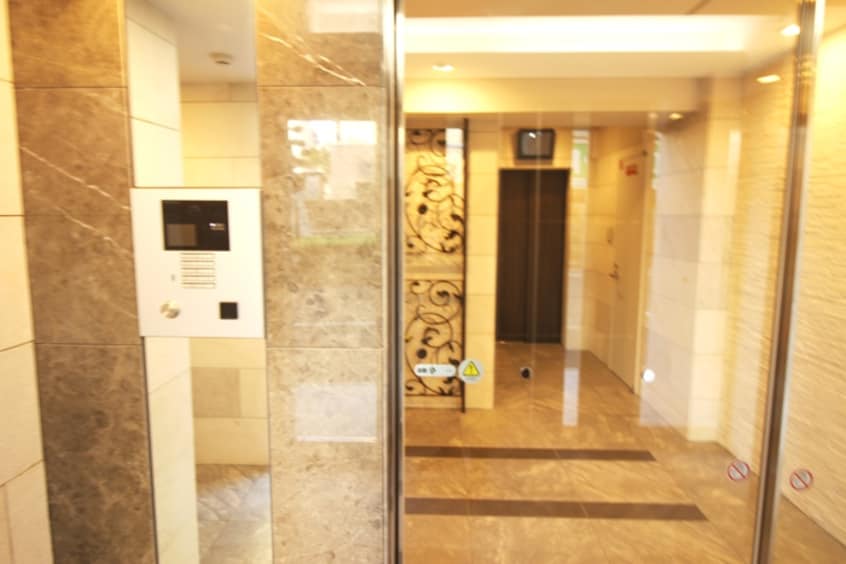 エントランス部分 WiN・WiNマンション石神井公園